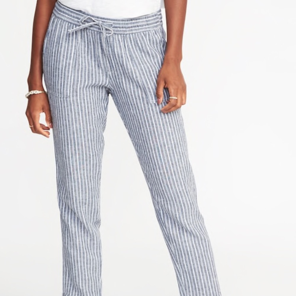 Mid rise Linen blend crop pants